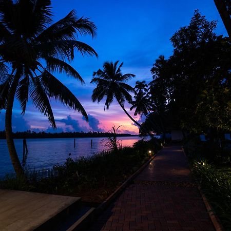Vedic Village Retreat Kodungallur Kochi エクステリア 写真