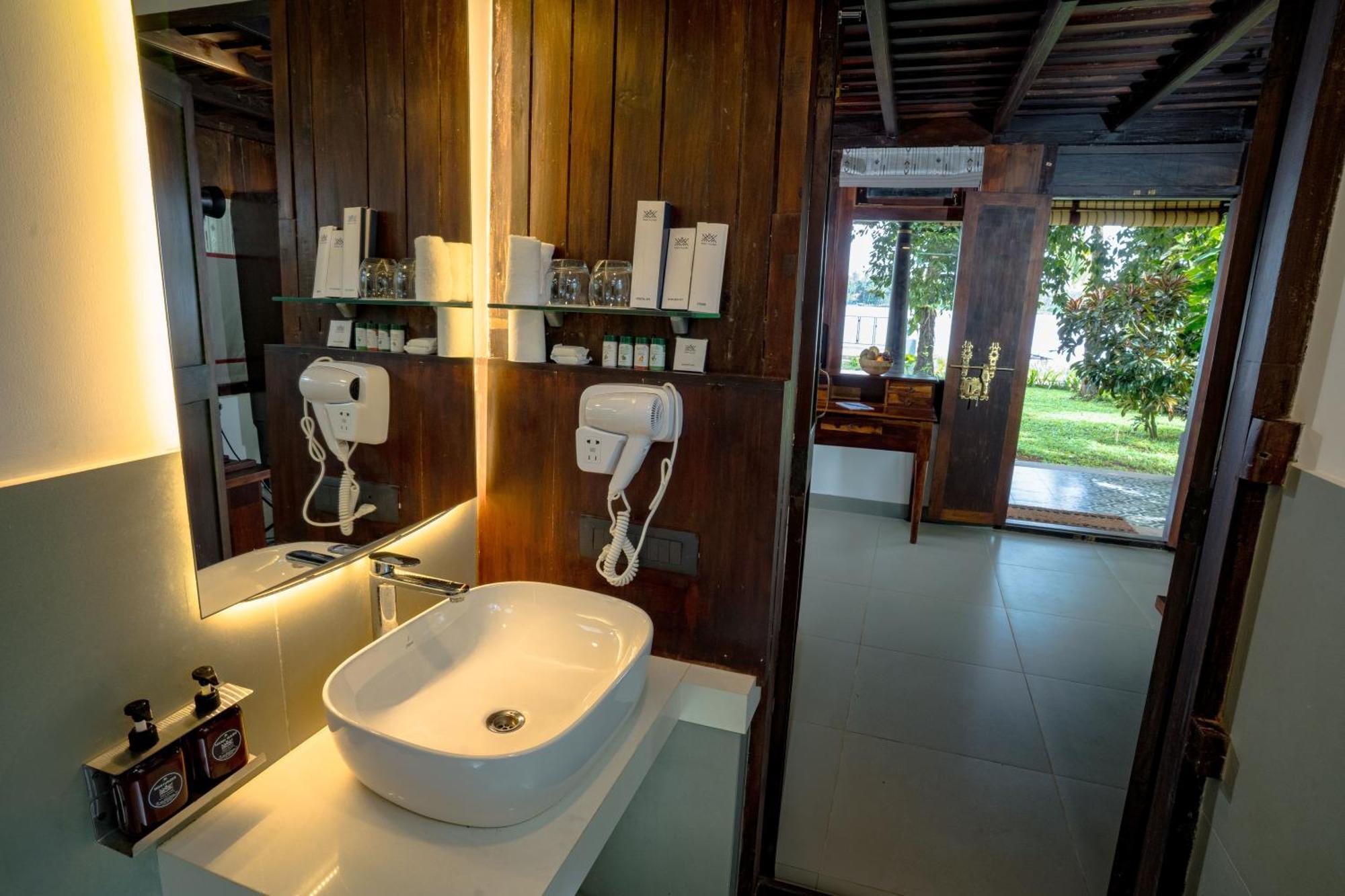 Vedic Village Retreat Kodungallur Kochi 部屋 写真