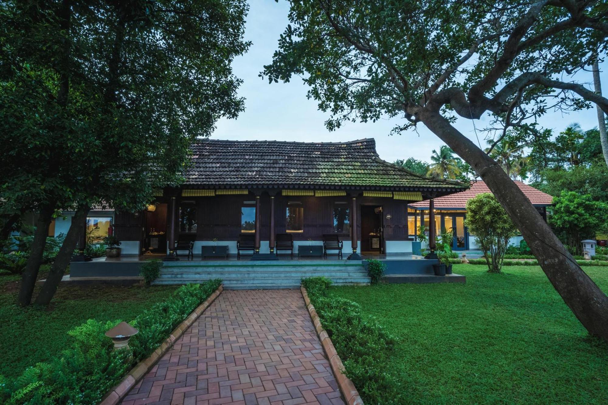 Vedic Village Retreat Kodungallur Kochi エクステリア 写真